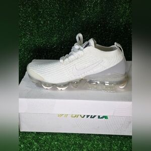 Nike White VaporMax Flyknit Sneakers